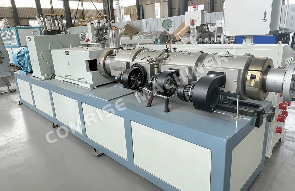 Keuntungan utama dari lini produksi pipa PVC. Keuntungan utama dari lini produksi pipa PVC.